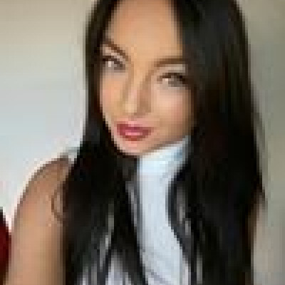 Joy Fokkema zoekt een Kamer / Studio / Appartement / Huurwoning in Rotterdam