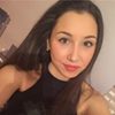 Katarina  zoekt een Kamer / Studio / Appartement / Huurwoning / Woonboot in Rotterdam