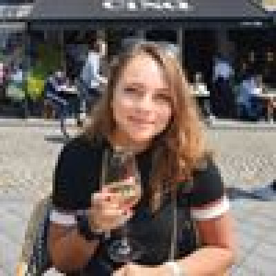 Bridget  zoekt een Kamer / Studio in Rotterdam