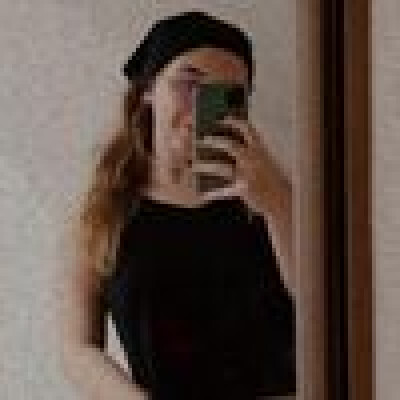 Julia zoekt een Kamer / Studio / Appartement in Rotterdam