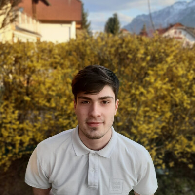 David zoekt een Kamer / Studio / Appartement / Huurwoning in Rotterdam