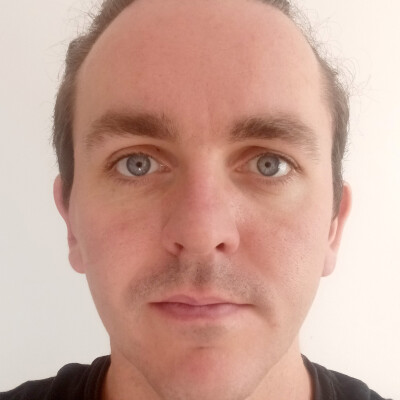 Stephen zoekt een Kamer / Studio / Appartement / Huurwoning in Rotterdam