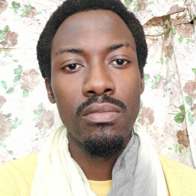 LUDOVIC zoekt een Kamer / Huurwoning in Rotterdam