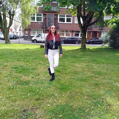 Roxana  zoekt een Kamer in Rotterdam