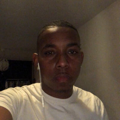 Wilshan Mercera zoekt een Kamer / Studio / Appartement / Huurwoning / Woonboot in Rotterdam