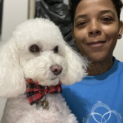 Marycarmen  zoekt een Kamer / Studio / Appartement in Rotterdam