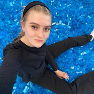 Julia zoekt een Kamer / Studio / Appartement in Rotterdam