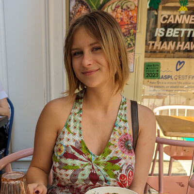 Alisa  zoekt een Kamer in Rotterdam