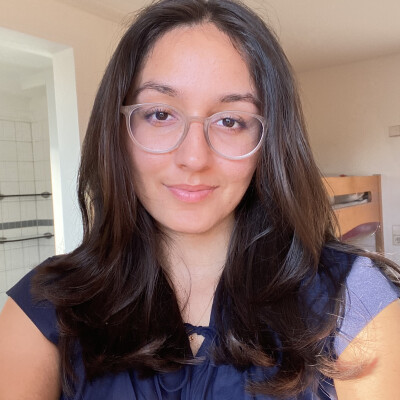 Jora Minou zoekt een Kamer / Studio / Appartement in Rotterdam