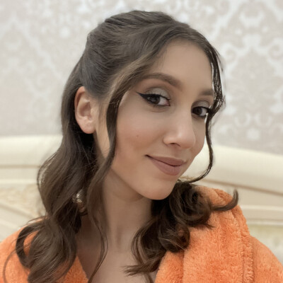 Valeria zoekt een Kamer / Studio in Rotterdam