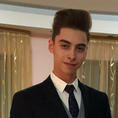 Vlad  zoekt een Kamer / Studio in Rotterdam