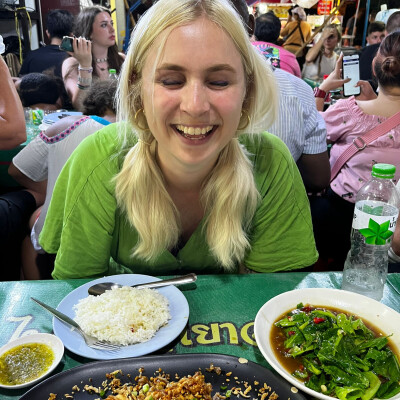 Emmy zoekt een Kamer / Studio / Appartement in Rotterdam