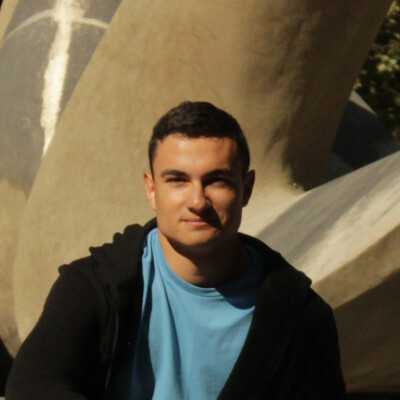 Martin zoekt een Kamer / Studio / Appartement / Huurwoning in Rotterdam