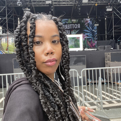 Stefania is looking for a Room / Studio / Apartment / Rental Property in Rotterdam