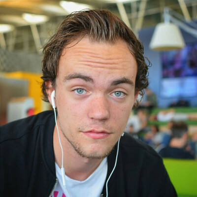 Sam zoekt een Kamer / Studio / Appartement in Rotterdam