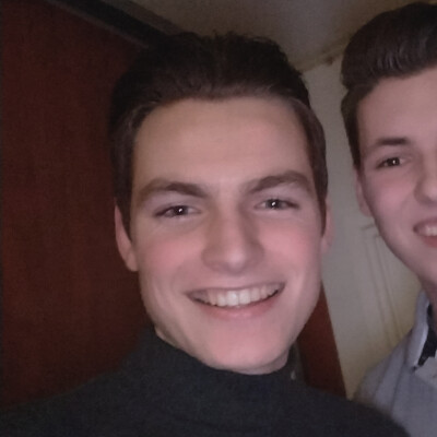 Pim zoekt een Kamer / Studio / Appartement / Huurwoning in Rotterdam