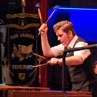 Ties zoekt een Kamer / Studio / Appartement / Huurwoning in Rotterdam