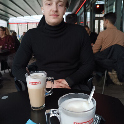 robin zoekt een Kamer / Studio in Rotterdam