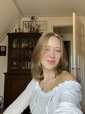 Ana zoekt een Kamer / Studio / Appartement / Huurwoning in Rotterdam
