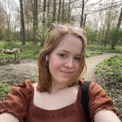 Fleur zoekt een Kamer / Studio / Appartement / Huurwoning in Rotterdam