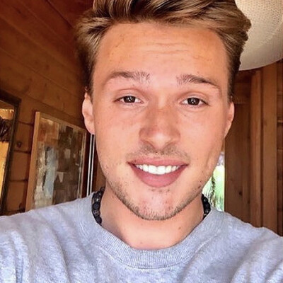 Joris  zoekt een Kamer / Studio / Appartement / Huurwoning in Rotterdam