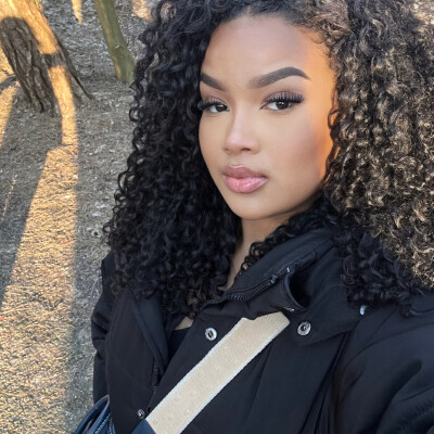 Shavelly zoekt een Studio in Rotterdam