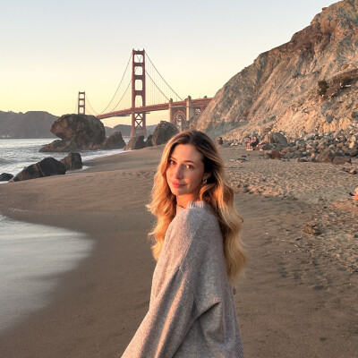 Louana  zoekt een Kamer / Studio / Appartement in Rotterdam