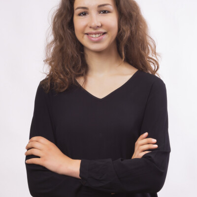 Maria zoekt een Kamer / Studio / Appartement in Rotterdam