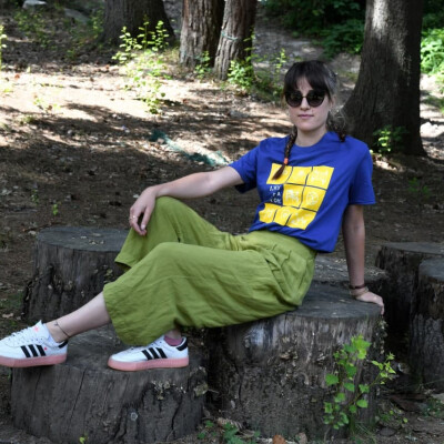 Kameliya zoekt een Kamer / Studio / Appartement / Huurwoning / Woonboot in Rotterdam