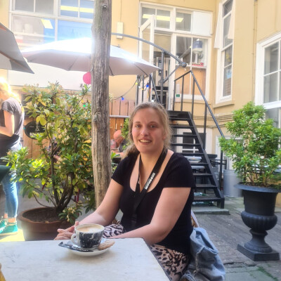 Femke zoekt een Kamer / Studio in Rotterdam