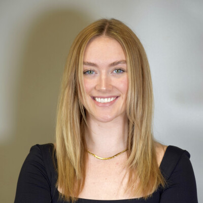 Reagan  zoekt een Kamer / Studio / Appartement in Rotterdam