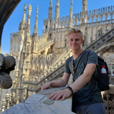 Xander zoekt een Kamer / Studio / Appartement / Huurwoning in Rotterdam