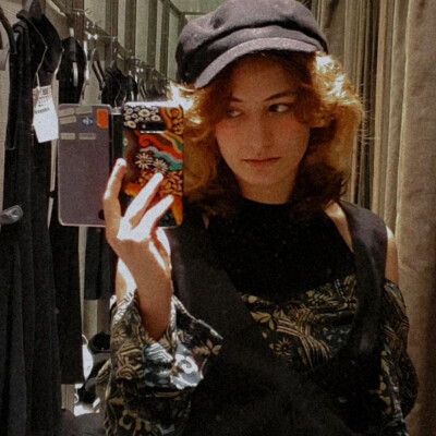 Karina Elena zoekt een Kamer / Studio in Rotterdam